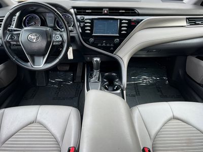 2018 Toyota Camry - Photo 3