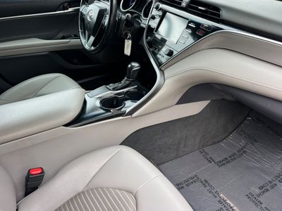 2018 Toyota Camry - Photo 15