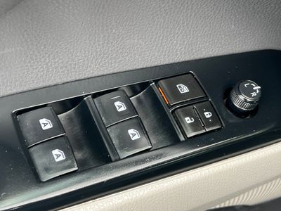 2018 Toyota Camry - Photo 13