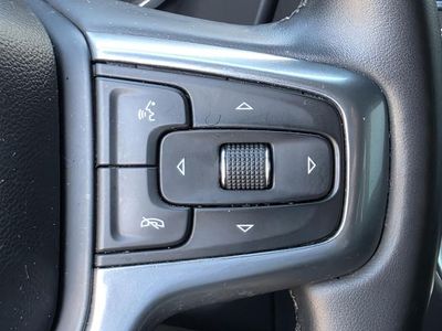 2023 Chevrolet Suburban - Photo 28