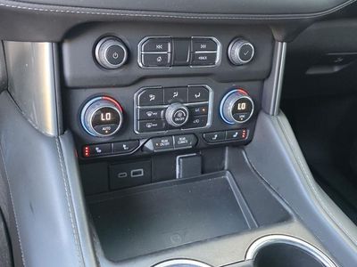 2023 Chevrolet Suburban - Photo 24