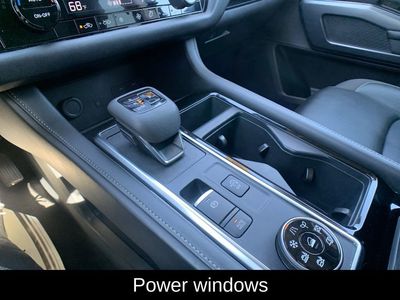 2025 Nissan Pathfinder SL - Photo 24