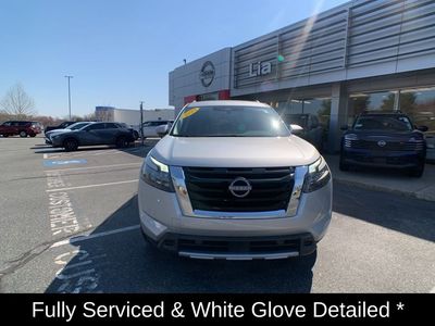 2025 Nissan Pathfinder SL - Photo 10