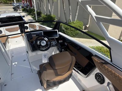 2025 Yamaha Boats 222SD - Photo 11