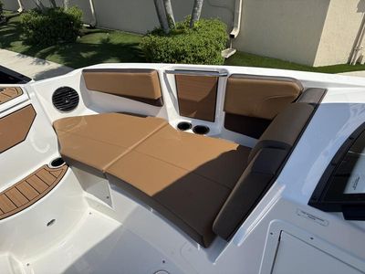2025 Yamaha Boats 222SD - Photo 14