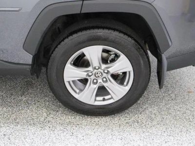 2025 Toyota RAV4 FWD - Photo 10
