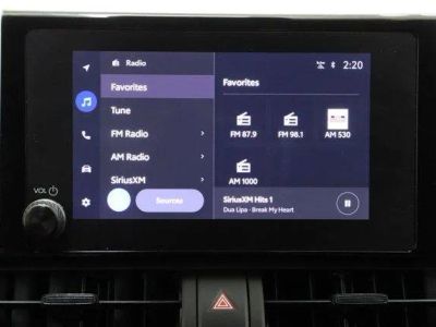 2025 Toyota RAV4 FWD - Photo 19
