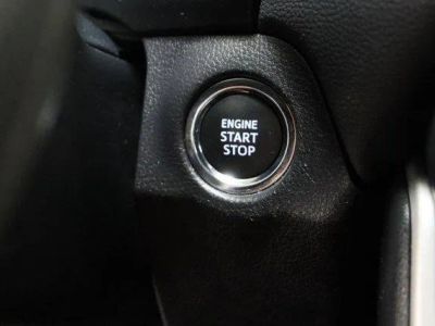 2025 Toyota RAV4 FWD - Photo 18