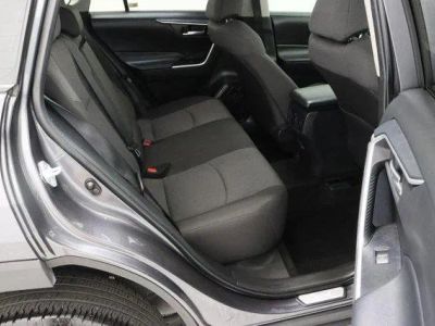 2025 Toyota RAV4 FWD - Photo 36