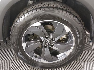 2025 Nissan Rogue — photo 10 view
