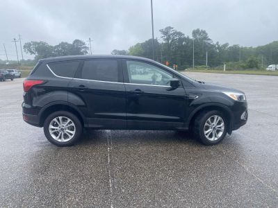 2019 Ford Escape — photo 8 view