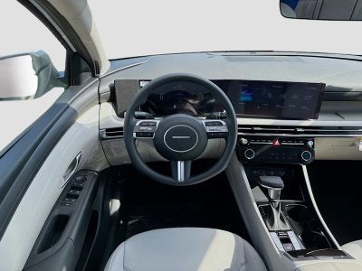 2026 Hyundai TUCSON — photo 15 view