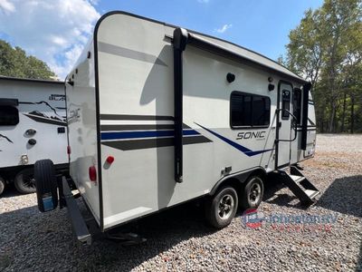 2021 Venture RV Sonic - Photo 5