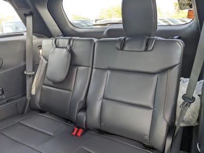 2026 Ford Explorer — photo 16 view