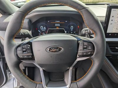 2026 Ford Explorer — photo 27 view
