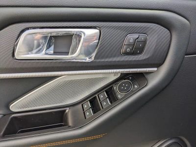 2026 Ford Explorer — photo 17 view