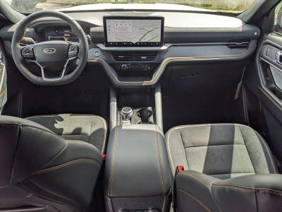 2026 Ford Explorer — photo 11 view