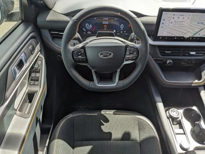 2026 Ford Explorer — photo 12 view