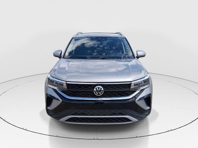 2024 Volkswagen Taos - Photo 2