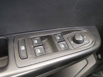 2024 Volkswagen Taos - Photo 18