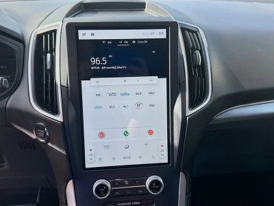 2022 Ford Edge — photo 12 view