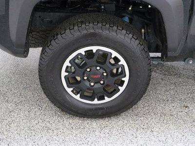 2025 Toyota Tacoma 4WD - Photo 6