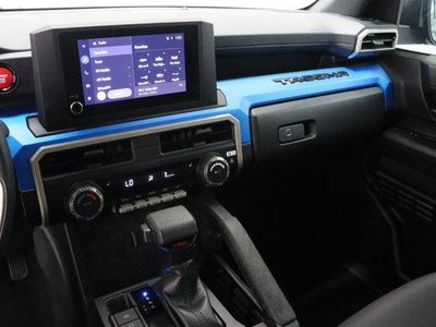 2025 Toyota Tacoma 4WD - Photo 15