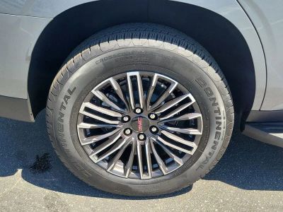 2026 GMC Yukon — detail view
