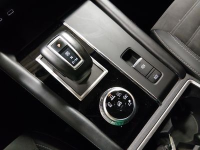 2024 Mitsubishi Outlander - Photo 20