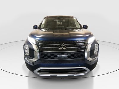 2024 Mitsubishi Outlander - Photo 2
