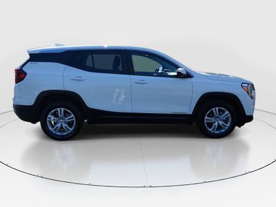 2024 GMC Terrain — photo 8 view