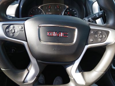 2024 GMC Terrain — photo 12 view