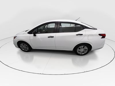 2020 Nissan Versa - Photo 4