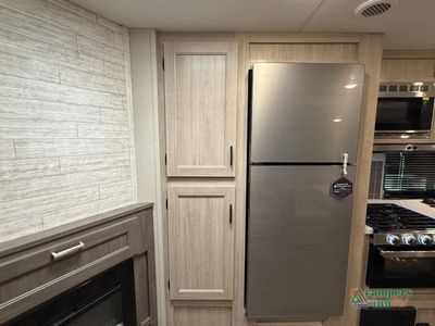 2026 Coachmen RV Catalina Legacy — photo 16 view