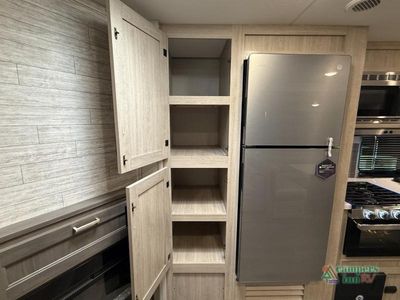 2026 Coachmen RV Catalina Legacy — photo 17 view
