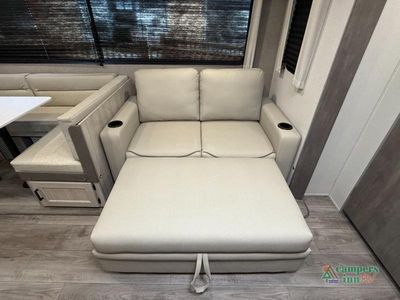 2026 Coachmen RV Catalina Legacy — photo 22 view