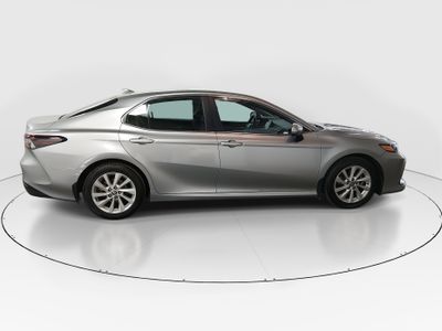 2024 Toyota Camry - Photo 8