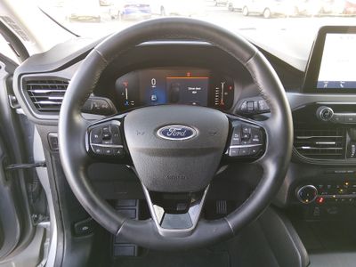 2024 Ford Escape — photo 12 view