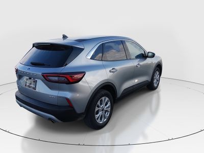 2024 Ford Escape — photo 7 view