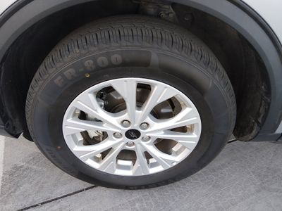 2024 Ford Escape — photo 10 view