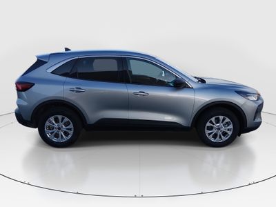 2024 Ford Escape — photo 8 view