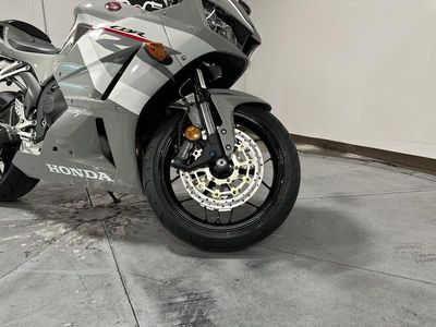 2026 Honda CBR600RR - Photo 16