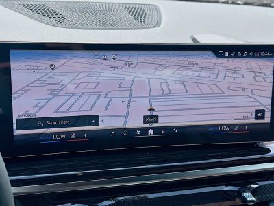 2026 BMW X5 — photo 11 view