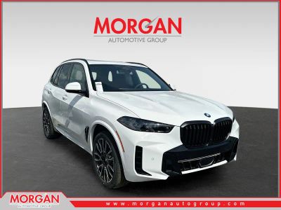 2026 BMW X5 sDrive40i in White — front three-quarter view