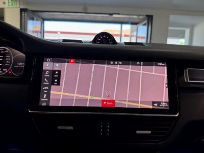 2021 Porsche Cayenne - Photo 18