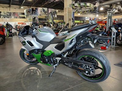 2024 Kawasaki Ninja 7 Hybrid ABS - Photo 6