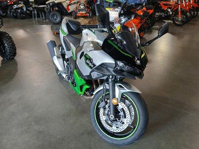 2024 Kawasaki Ninja 7 Hybrid ABS - Photo 4