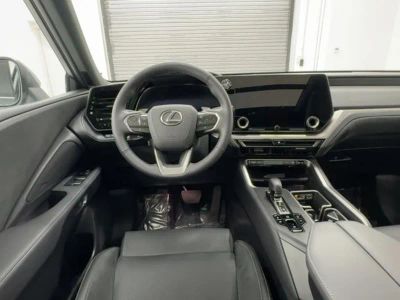2026 Lexus TX 350 LUXURY AWD - Photo 4