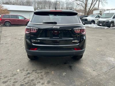 2020 Jeep Compass Latitude - Photo 6