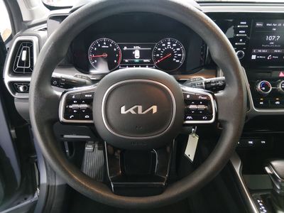 2023 Kia Sorento - Photo 12